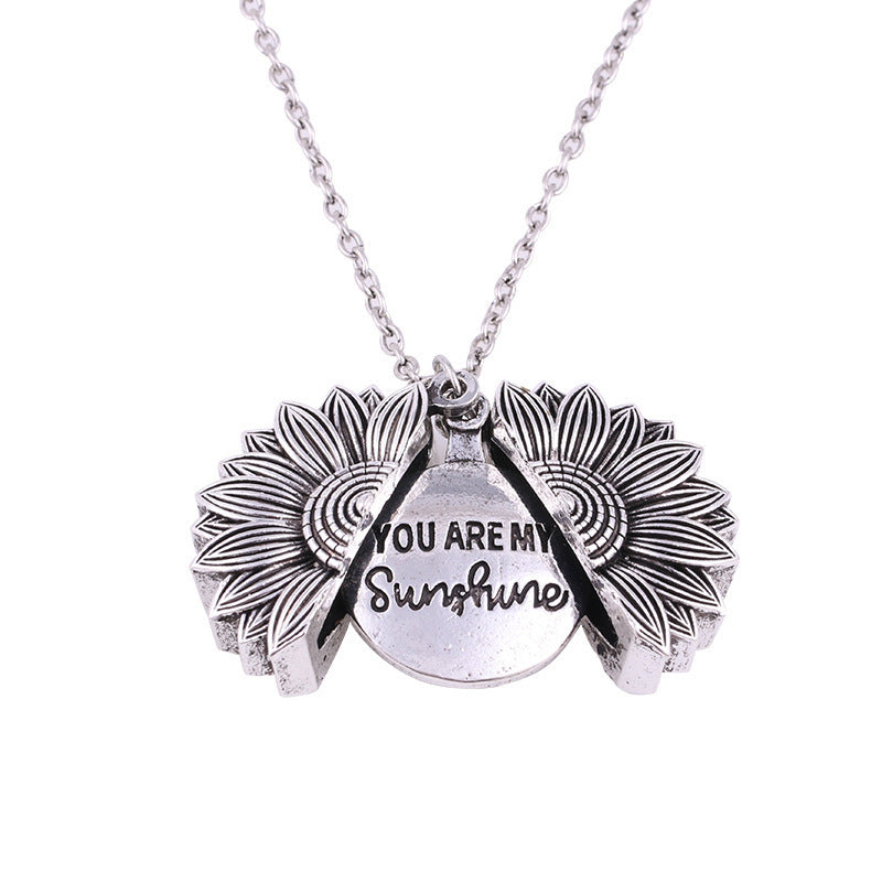 Sunflower double-layer alloy engraved necklace